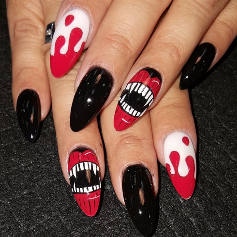 easy halloween nail art ideas