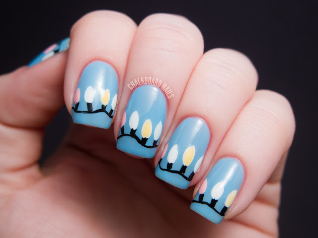 easy Christmas nail art designs