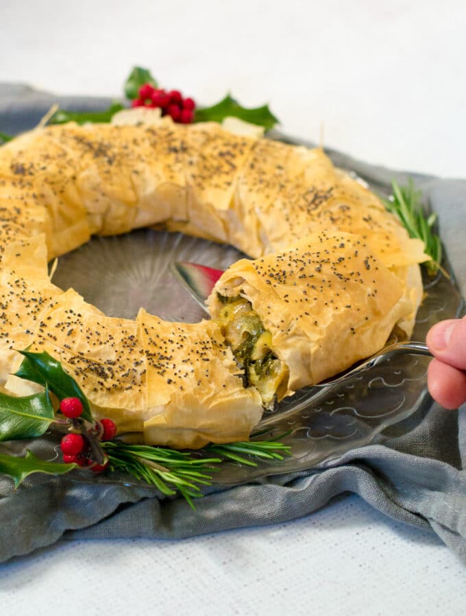 92 Christmas Dinner Ideas That'll Wow Friends and Family