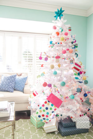 17 Christmas tree decorating ideas that'll transform your home this ...