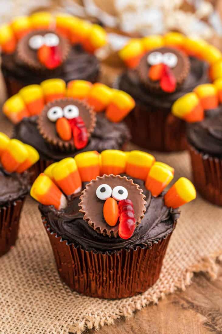 Easy Thanksgiving cupcakes
