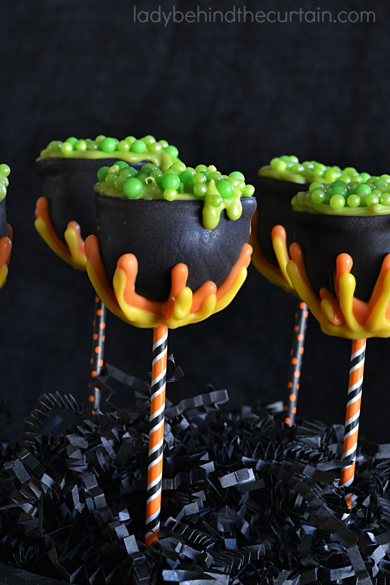 Halloween cake pops