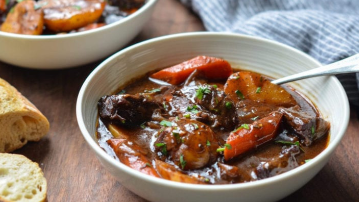 21 Easy Beef stew meat recipes that are flavorful, hearty and delicious