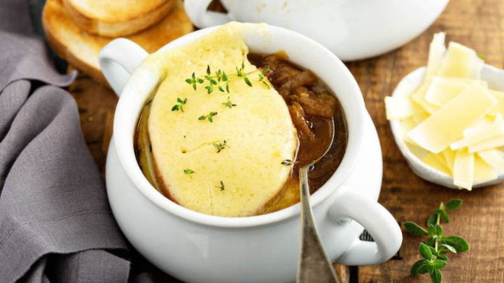21 Cozy Fall crockpot recipes that are family friendly, easy & delicious